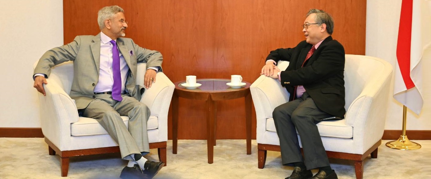  External Affairs Minister, Dr. S. Jaishankar met with Minister for Trade and Industry, Mr. Gan Kim Yong on 25 March 2024 